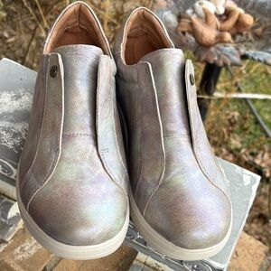 STRIVE Women's Cosmic Slip-On Sneakers